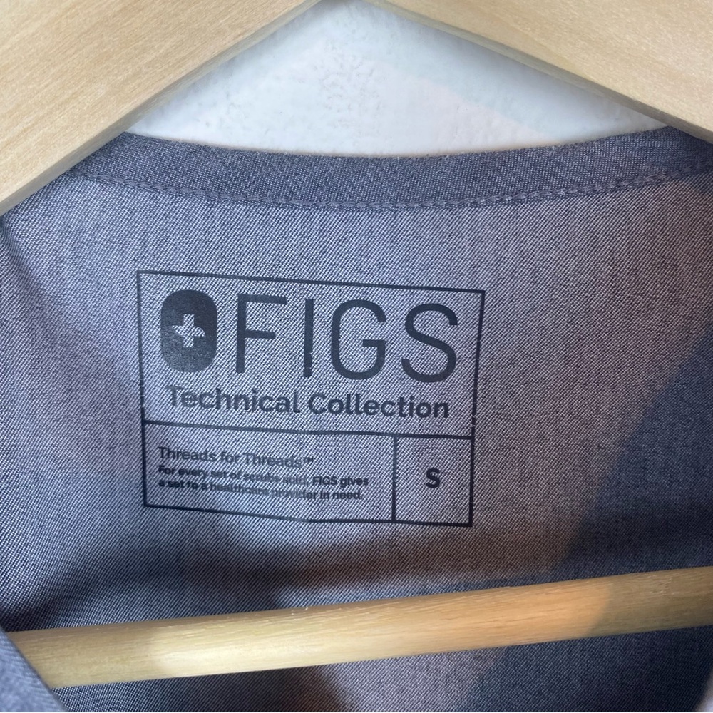 Figs Men’s Small Chisec‎ 3 Pocket Scrub Top TM3000 Gray - Picture 2 of 7